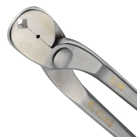 MFC Crease Nail Puller